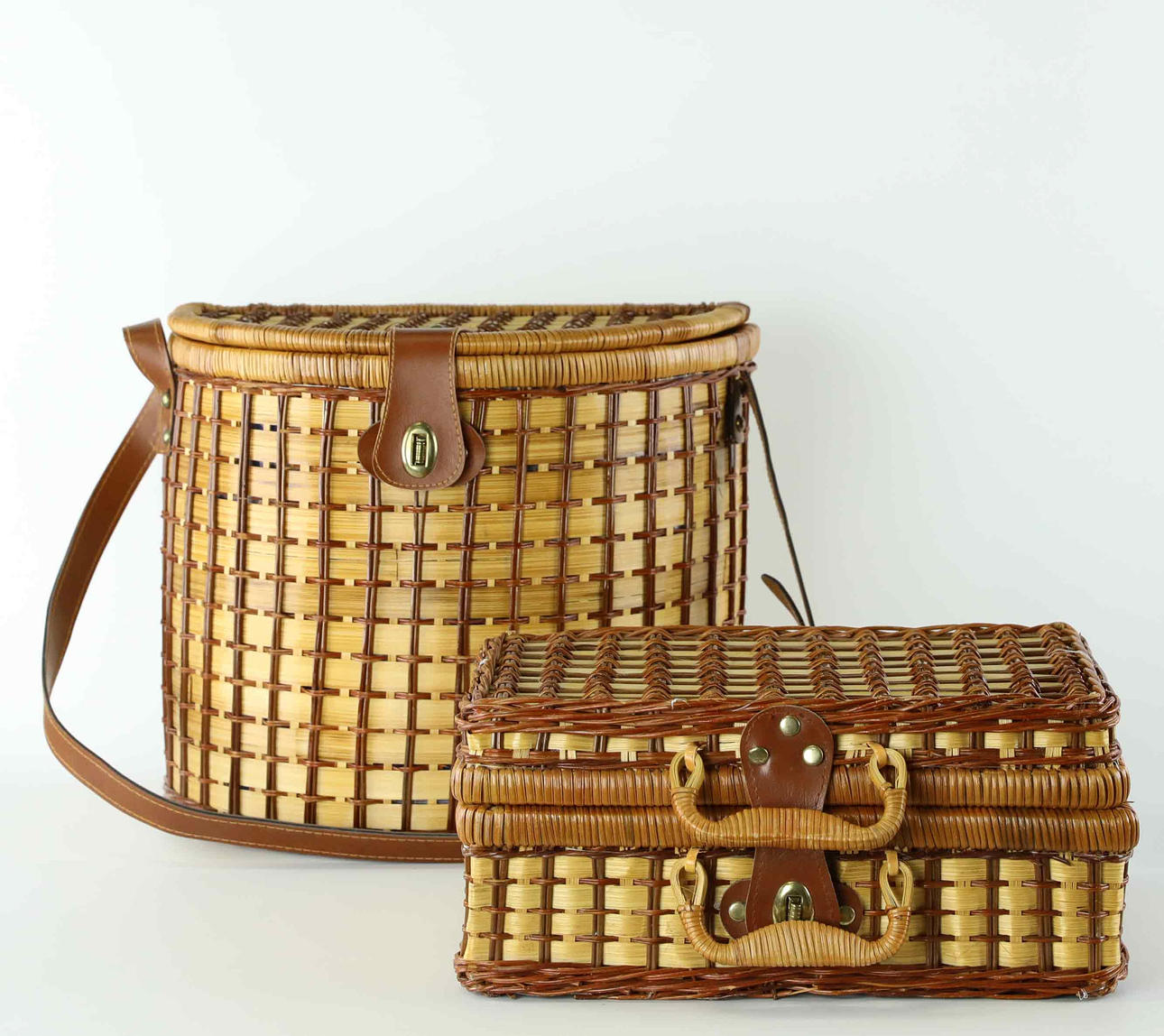 KORGVÄSKOR, 2 st, 1900-tal.