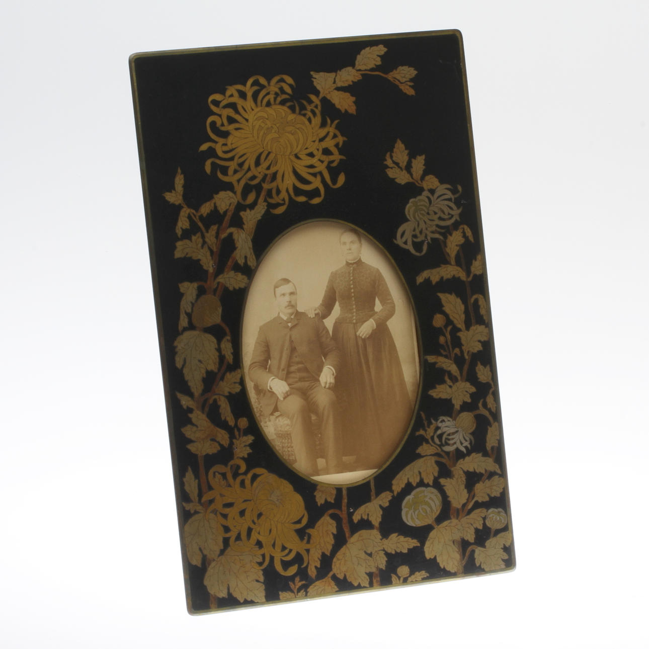 RAM, metall, omkring sekelskiftet 1900.