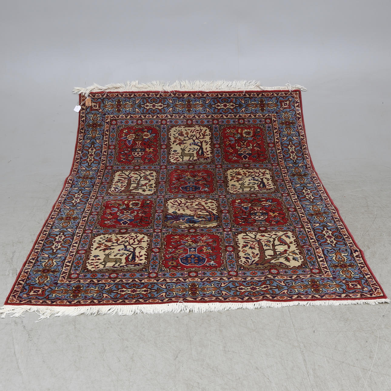 MATTA, Karachi, ca. 187x61 cm.