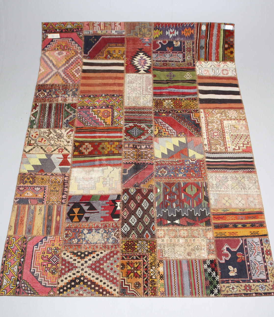 MATTA, orientalisk, patchwork. 320X230 cm.
