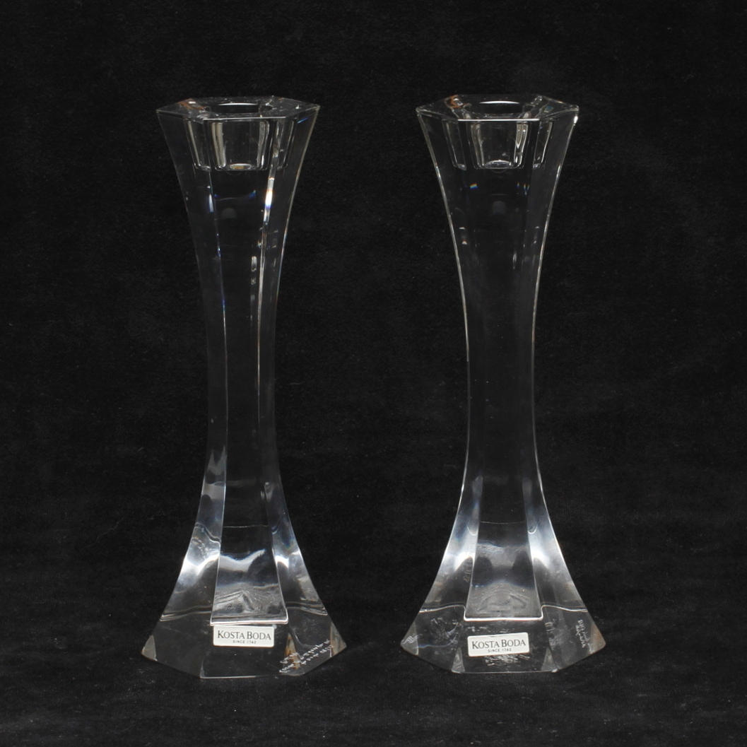 LJUSSTAKAR, ett par, Bengt Edenfalk, Kosta Boda, signerade.