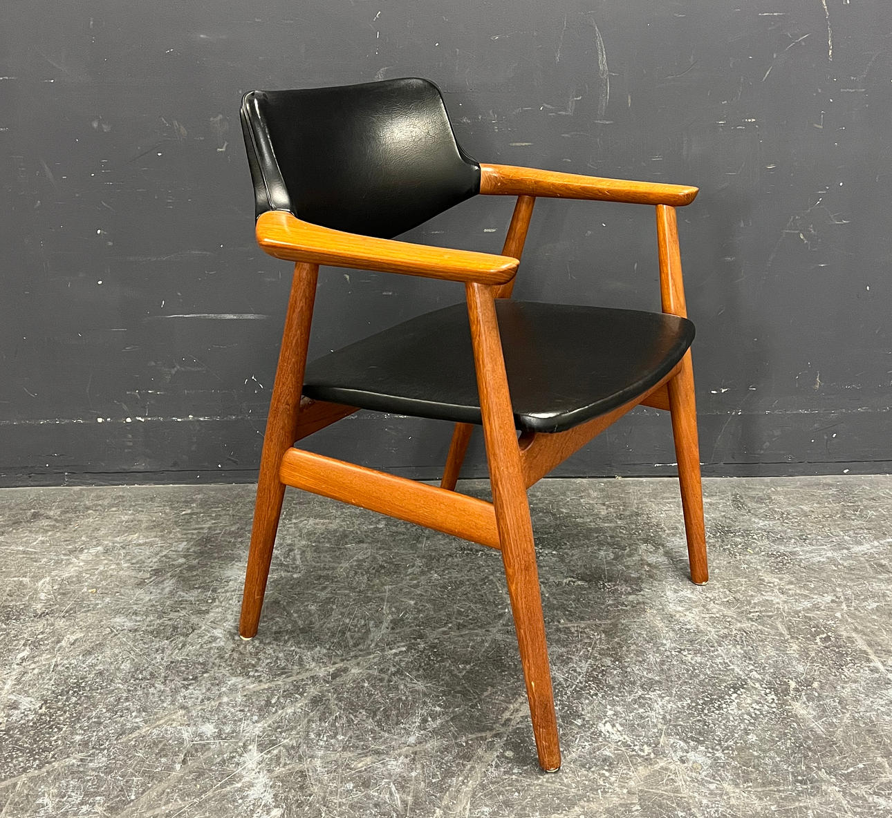 SVEND AAGE ERIKSEN. ARMCHAIR.