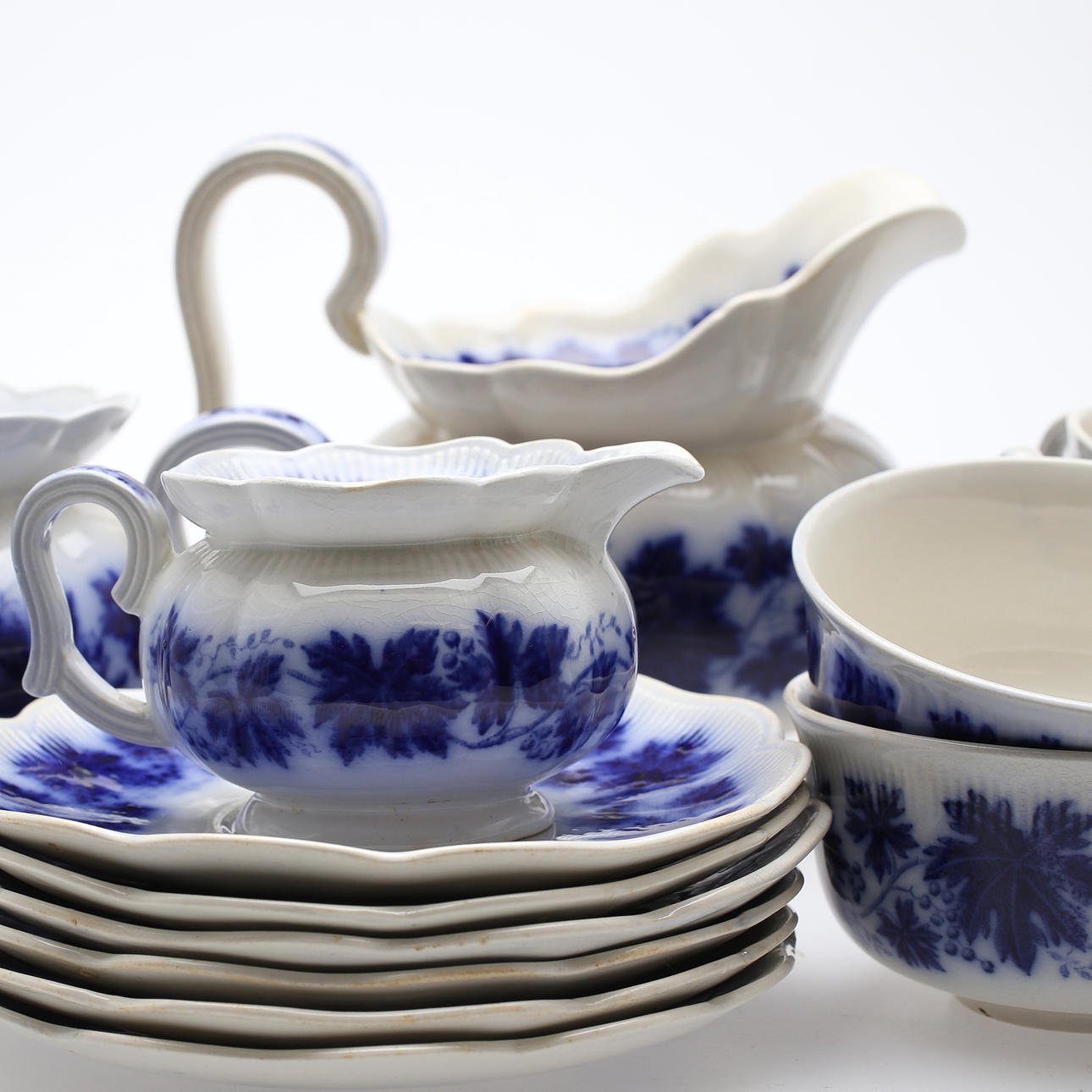 TESERVIS, 15 delar, flintgods, "Vinranka Blå", Arthur Percy, Gefle, i produktion 1938-69.