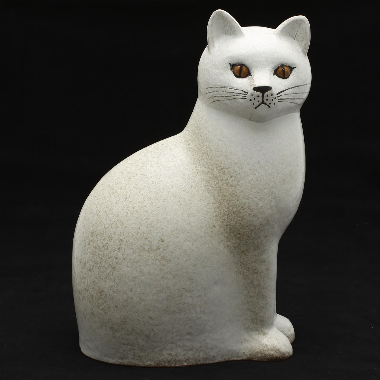 LISA LARSON. Figurin, stor katt, "Murre", stengods, Gustavsberg, signerad.