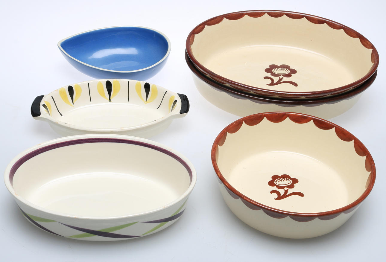 FORMAR, 6 st, keramik, bland annat "Pyro", Wilhelm Kåge, Gustavsberg, 1900-talets mitt.