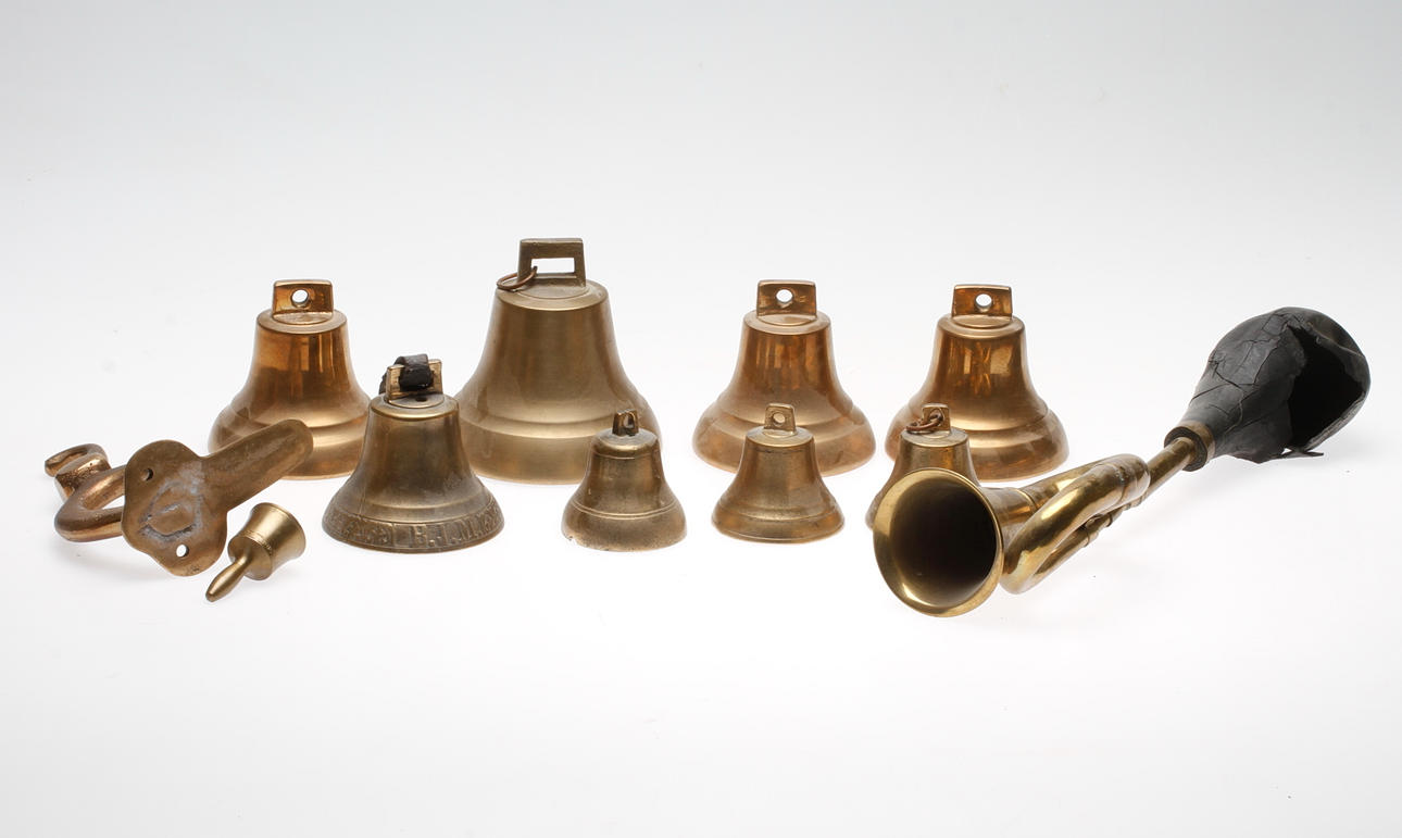 MÄSSING OCH MALM, 10 delar, 1900-tal.