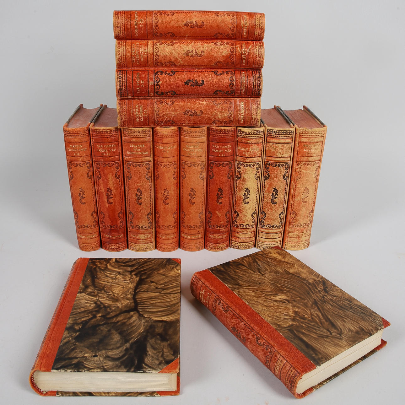CHARLES DICKENS. 15 books, 1920s.