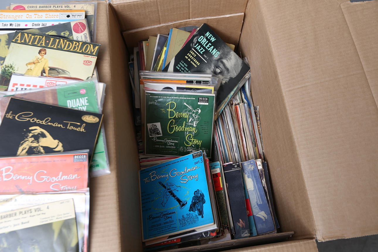 SINGLAR och EP-skvior, ca 500 st, bl.a. Rock o Jazz.