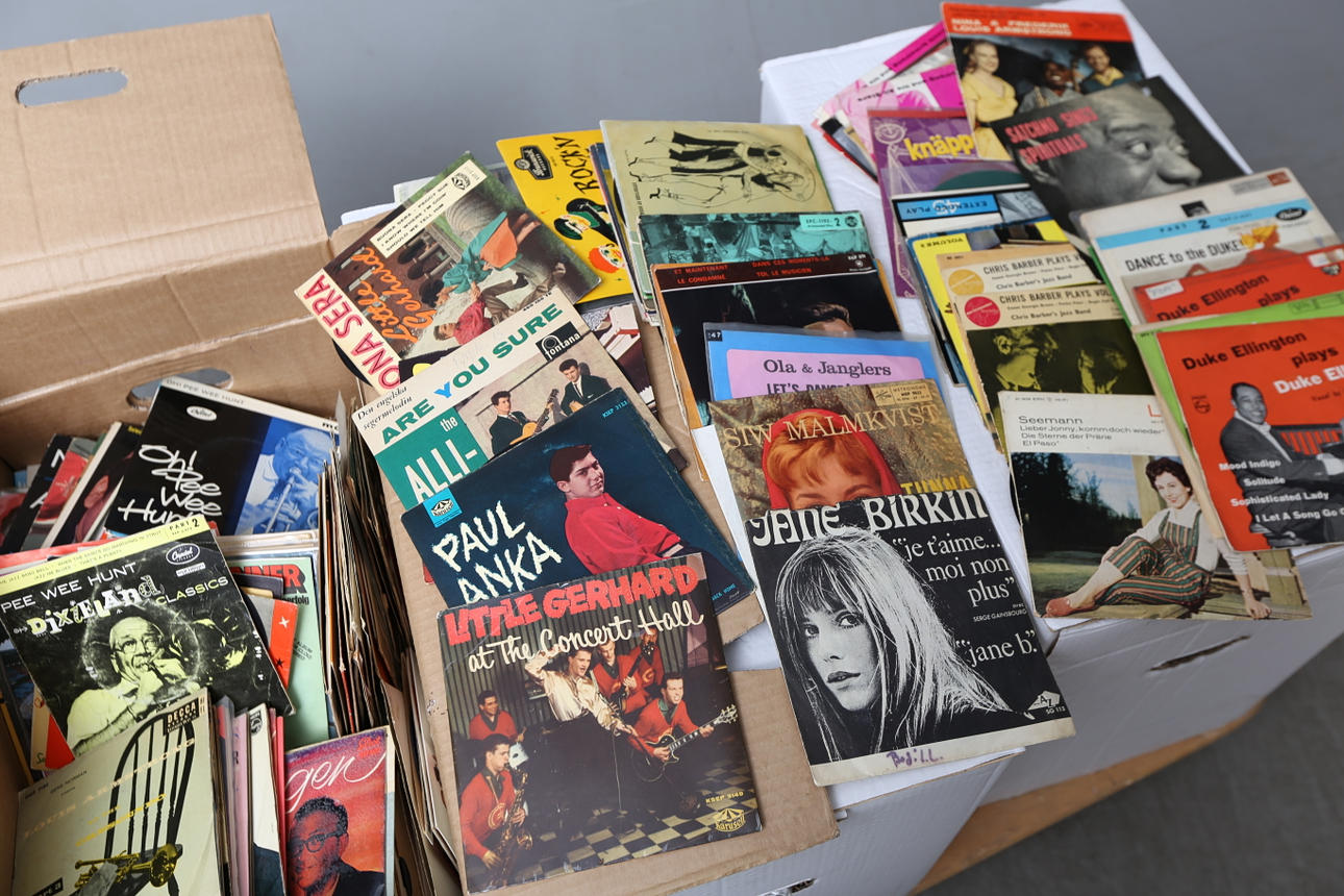 SINGLAR och EP-skvior, ca 450 st, bl.a. Rock o Jazz.