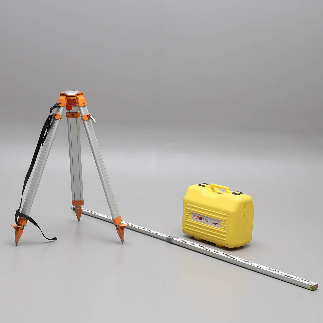 LEICA, laser, Rugby 100, stativ, måttskiva.