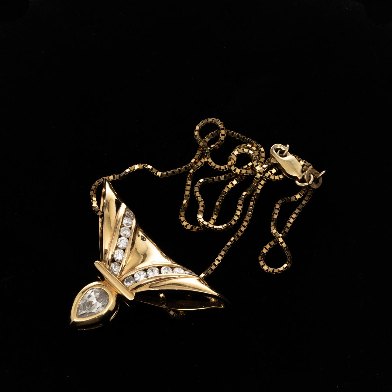 COLLIER, Förgyllt sterlingsilver, Cubic zirkoner.