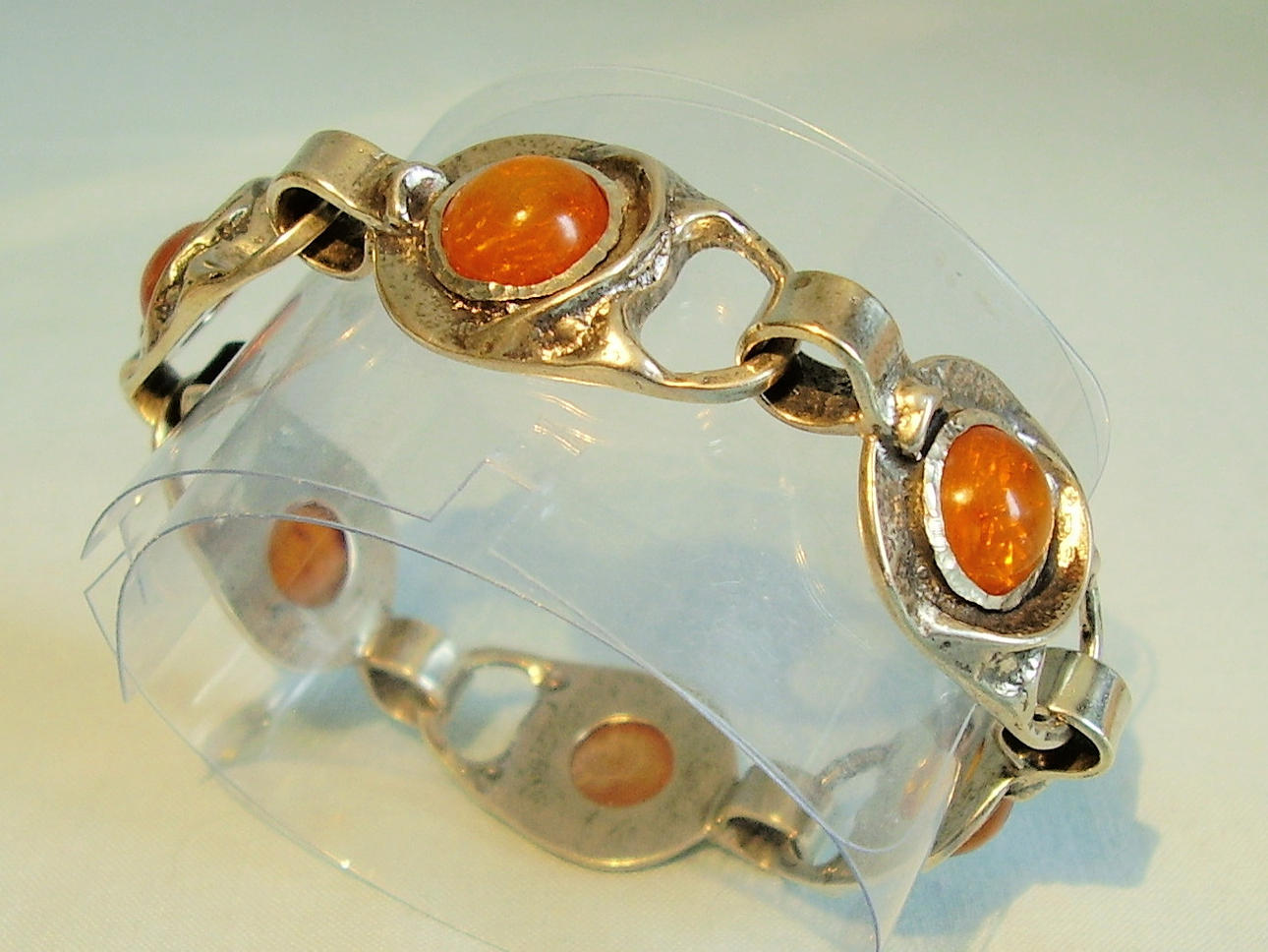 BÄRNSTEN ARMBAND SIGNERAT OLY SILVER 835.