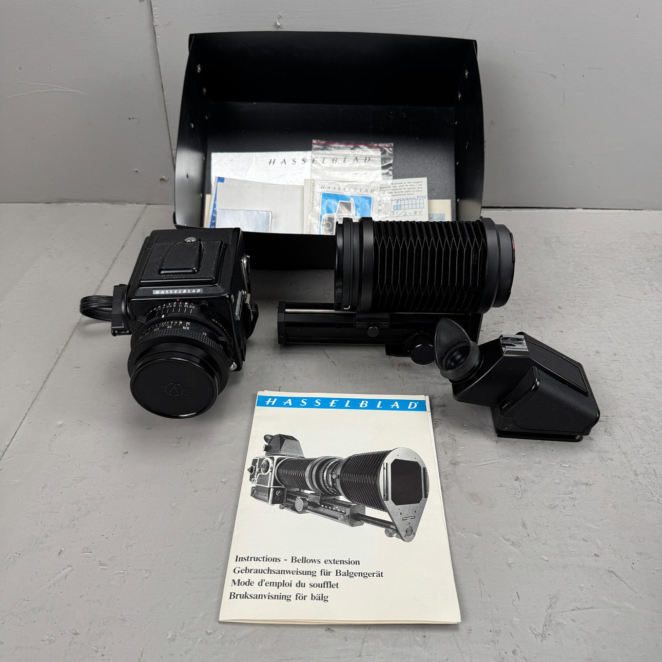 HASSELBLAD, Camera model 2000FC, with accessories, 1980s. Photo 