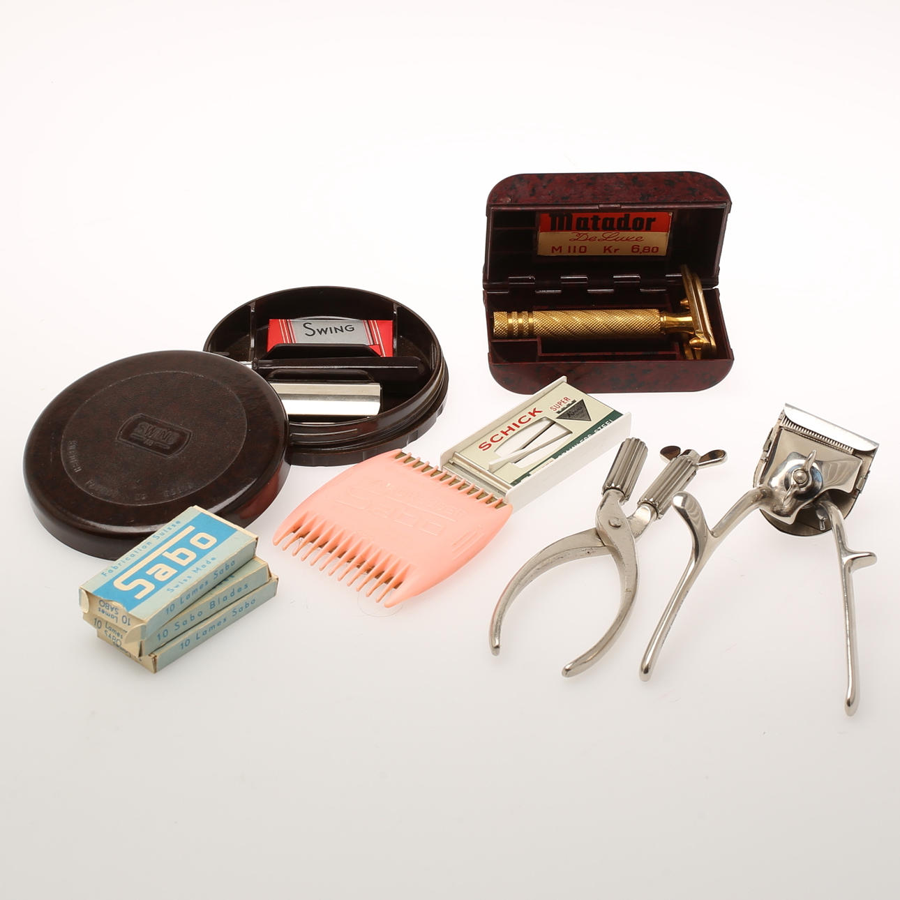 RAKHYVLAR, 2 st, HÅRKLIPPARE, TRIMSAX, BANDKRUSARE.