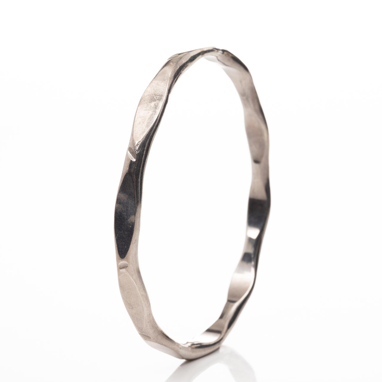 ARMRING, Sterlingsilver, I Neuman.