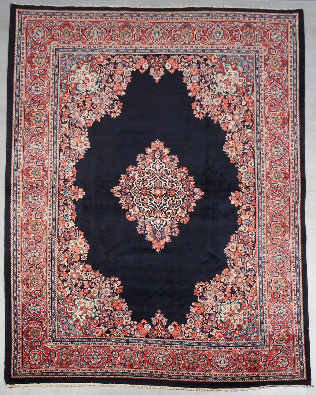 Sarouk, 350x250cm, wool on cotton, Iran.