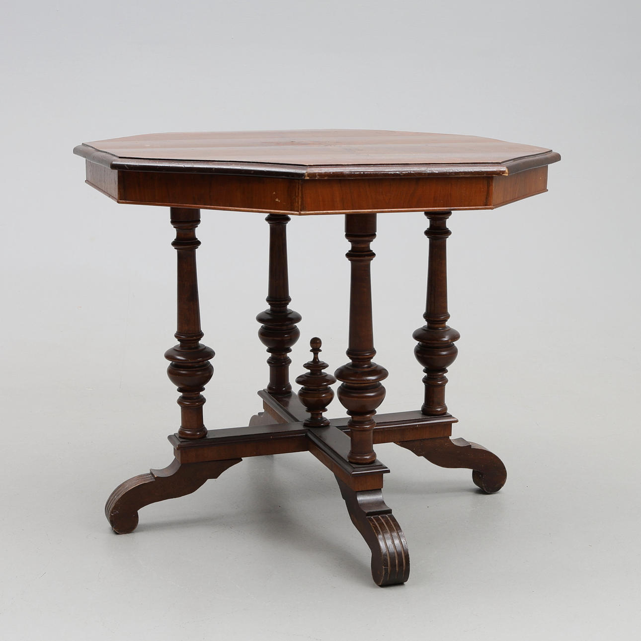 A Neo-Renaissance 8-cornered table, 19th century. Furniture - Tables ...