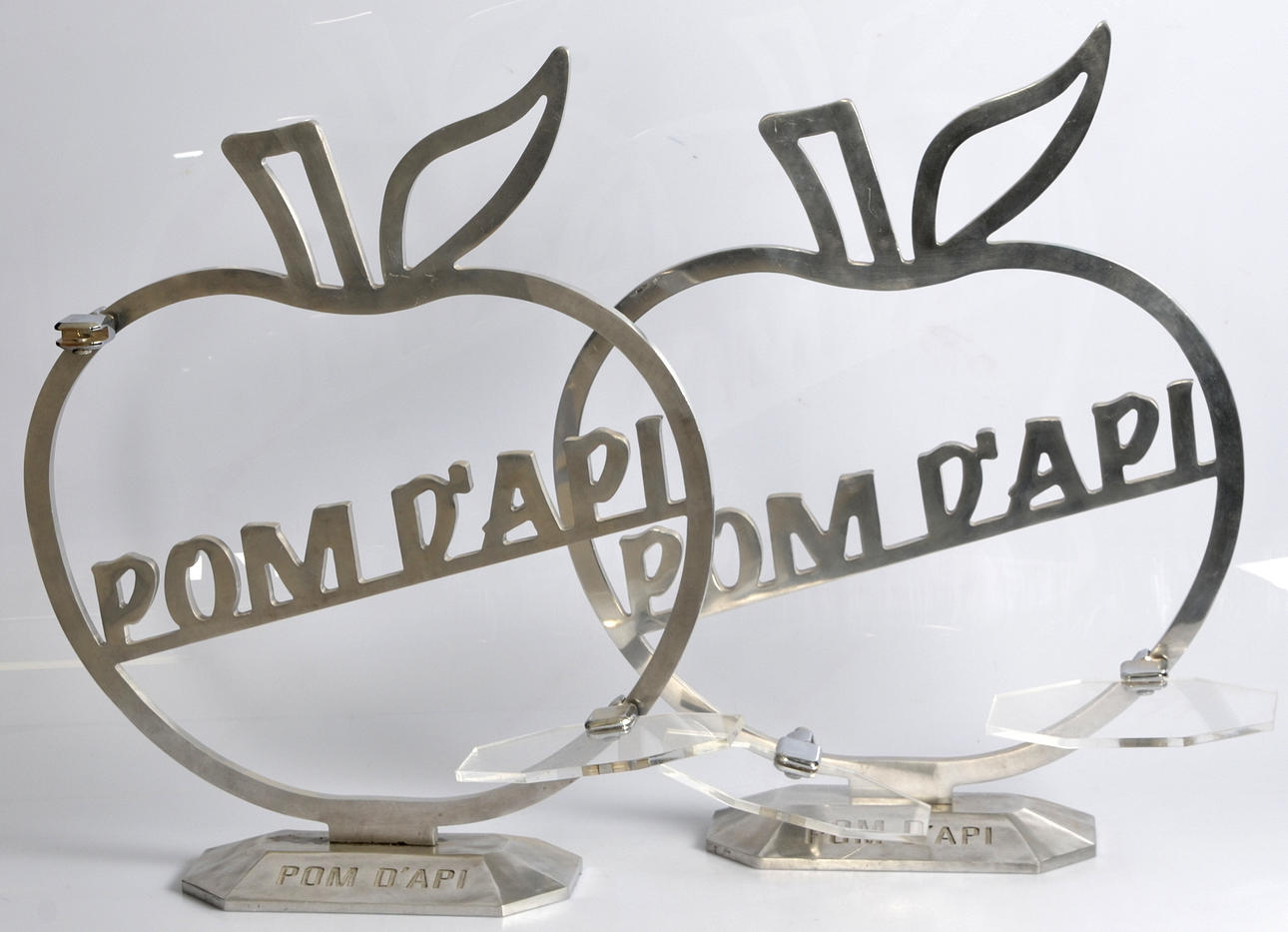 REKLAMSKYLTAR, 2 st, Pom D'api.