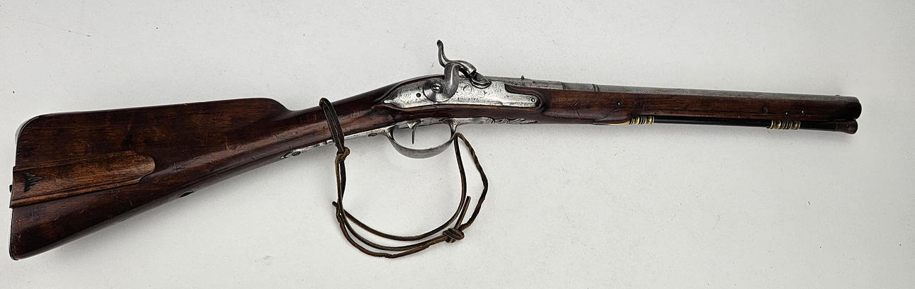 RIFLE/PISTOL CARBINE, impact lock, stamped IN LOUROUX. Weapons ...