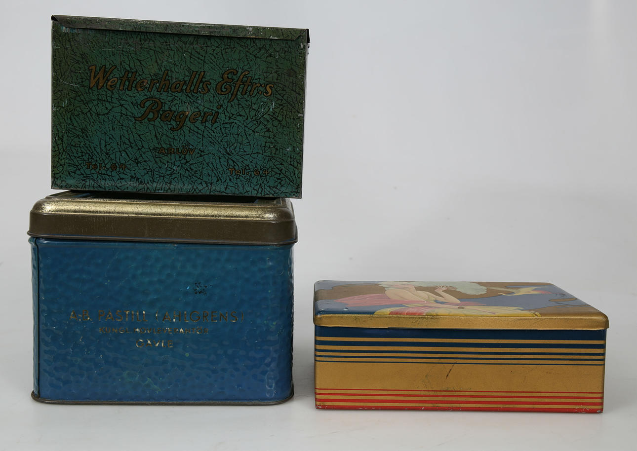 BURKAR, plåt, 3 stycken, 1900-talets första hälft.