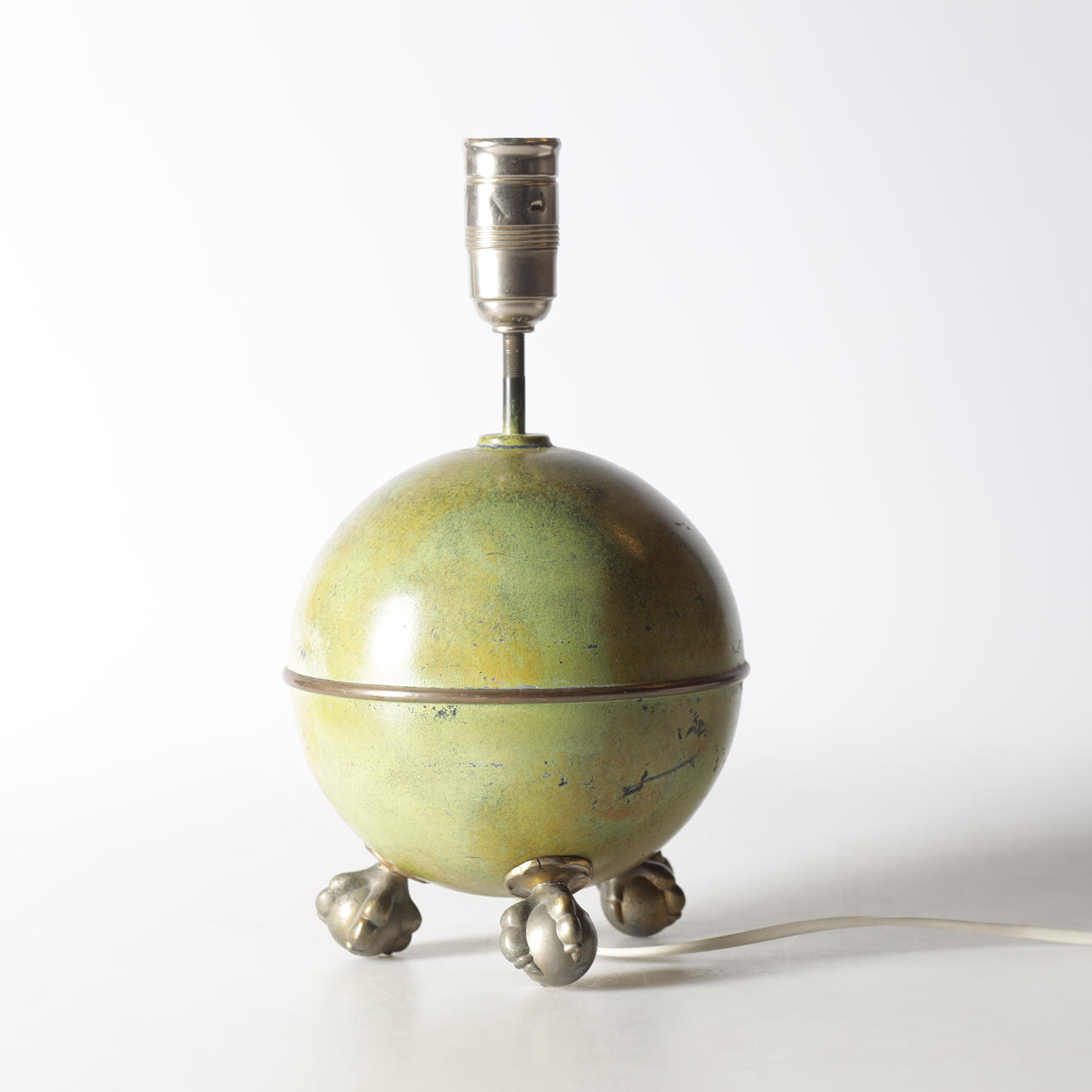 An art deco table lamp, 1930s.