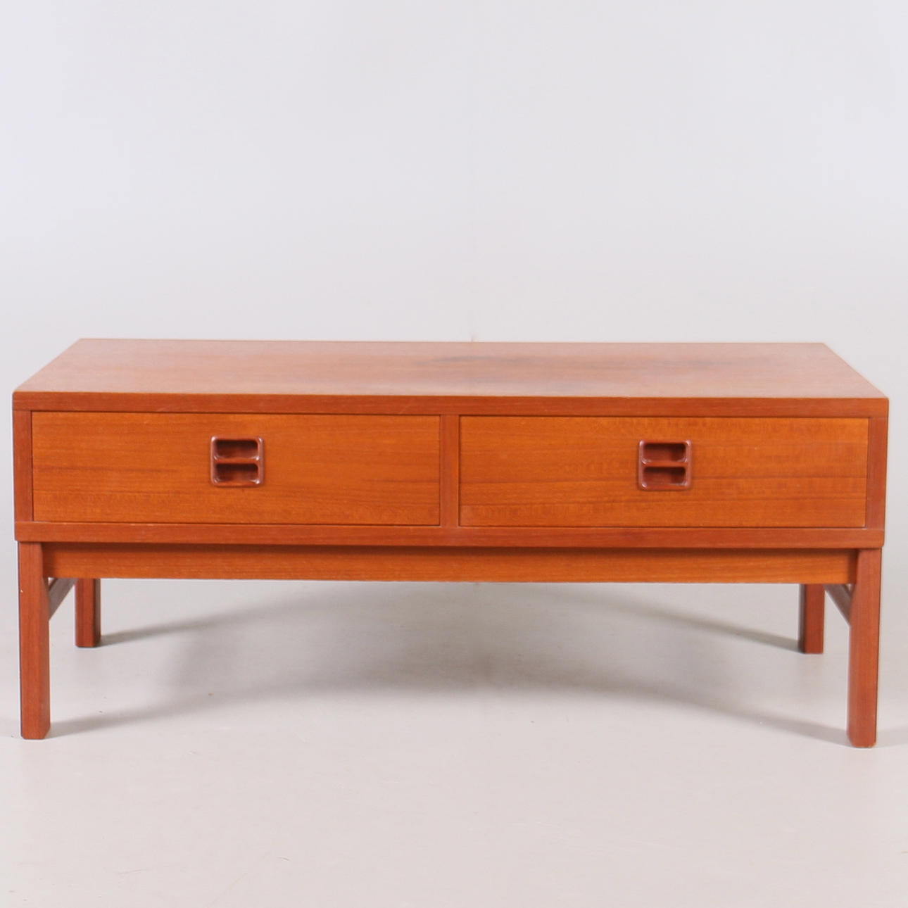 TV-BÄNK, teak, 1900-talets mitt.