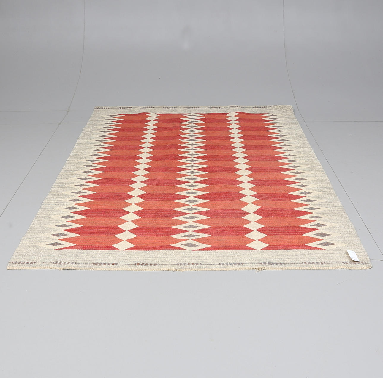 MATTA, sk röllakan, ca 250 x 173 cm.