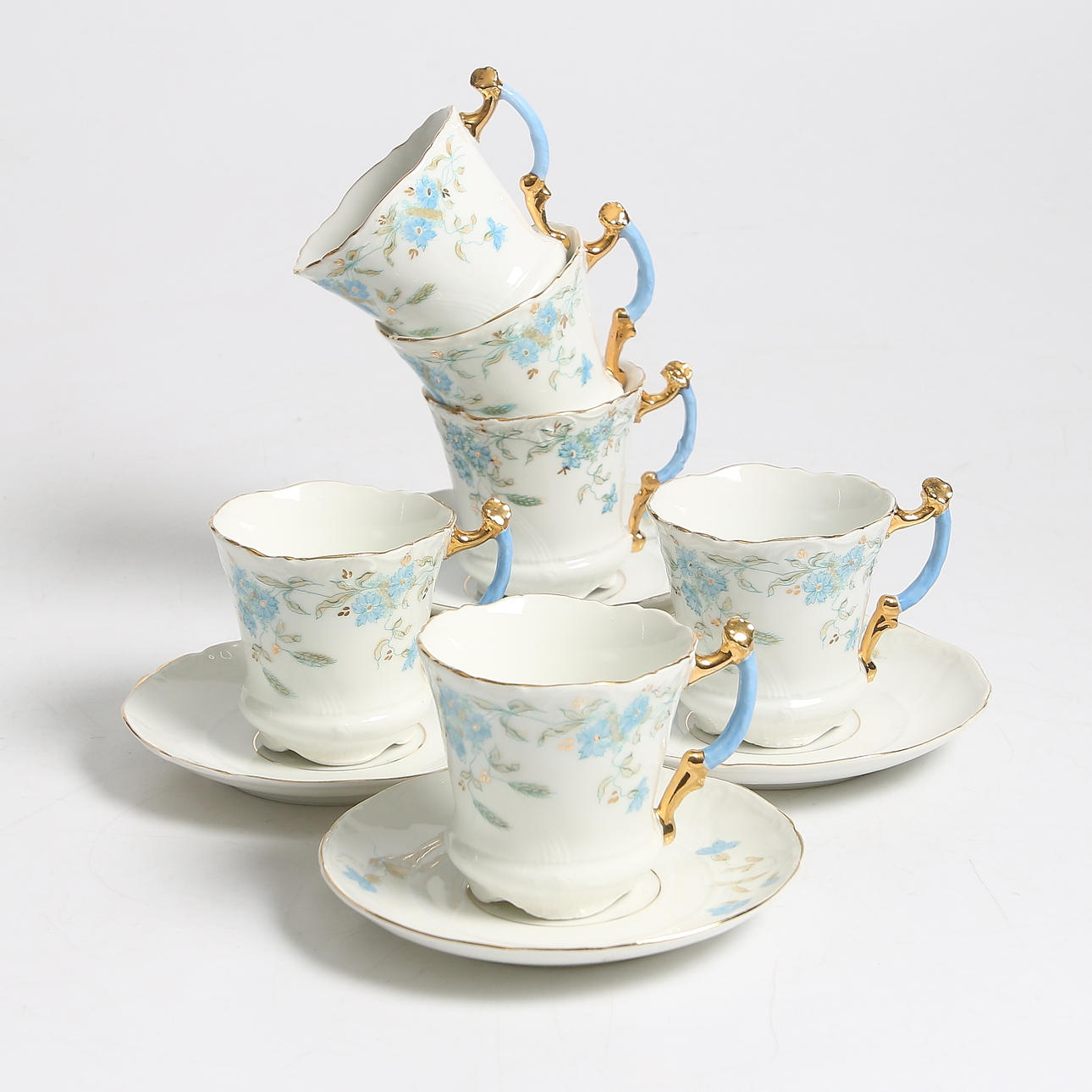 TEKOPPAR med FAT, 12 delar, Carl Thielsch, Porzellanmanufaktur, Tyskland, 1800-talets andra hälft.