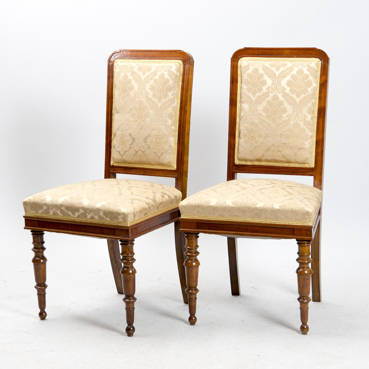 STOLAR, 1 par, mahogny, nyrenässans.