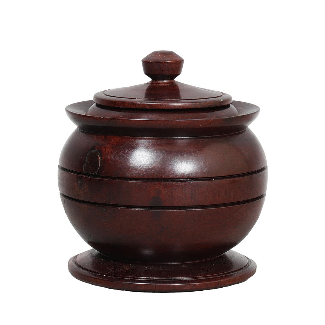 A LATE 19TH CENTURY LIGNUM VITAE LIDDED POT.