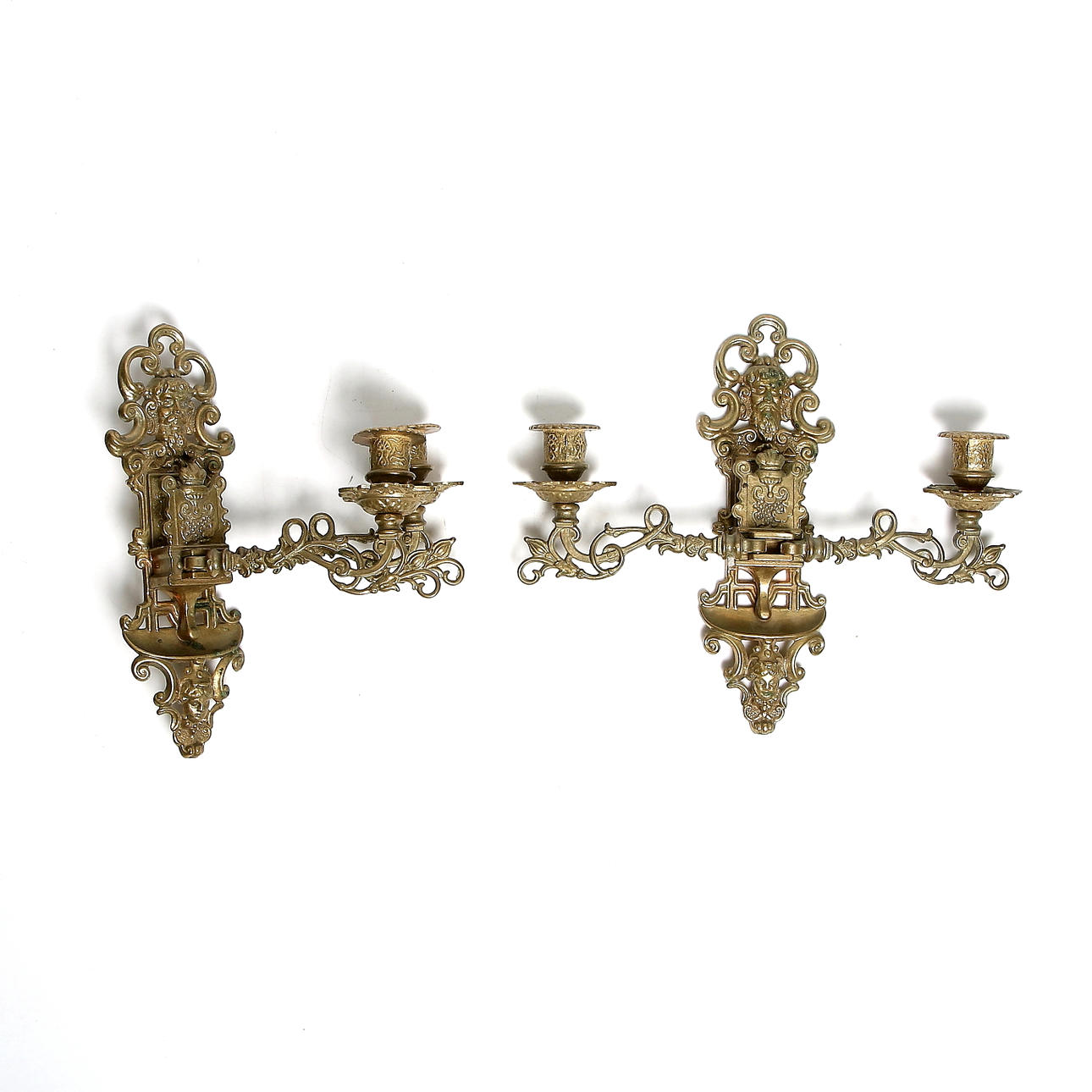 LAMPETTER, ett par, mässing, omkring sekelskiftet 18/1900.