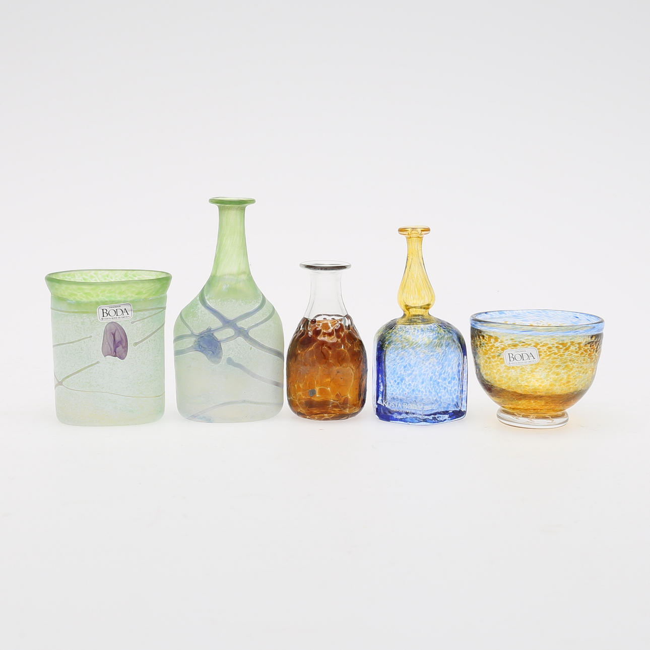 GLASMINIATYRER, 5 stycken, Bertil Vallien, Kosta Boda, samt Jens Eltorp.