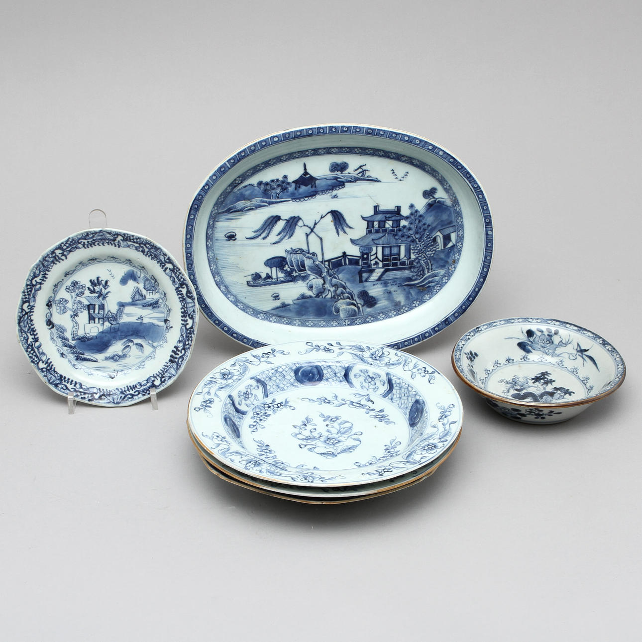 KINESISKT PORSLIN, 6 del, 1700-tal.