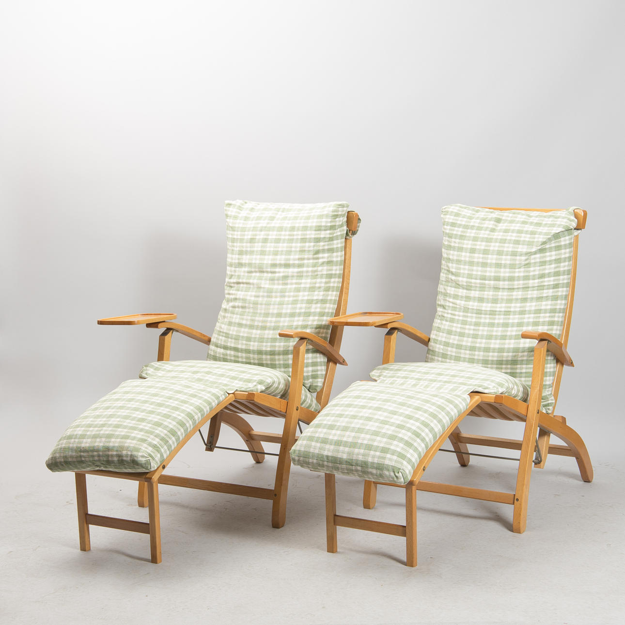 DÄCKSTOLAR, 1 par, bok, Stockamöllan.