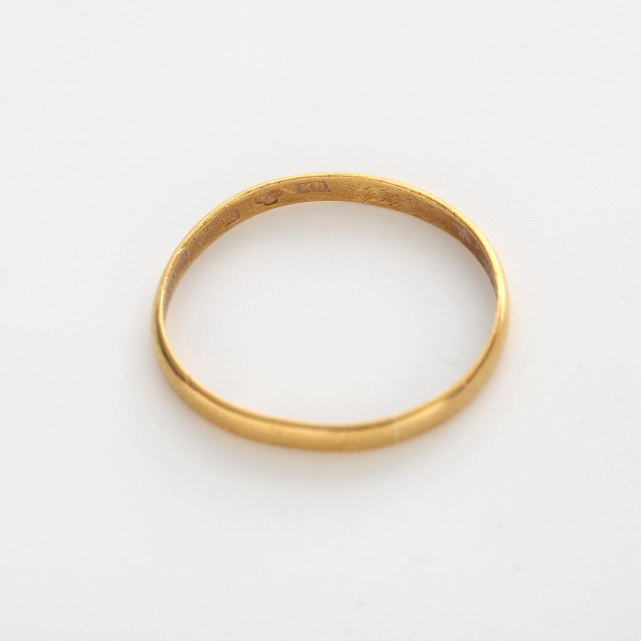 SMOOTH RING, 23K gold, size 23.5, 1943.
