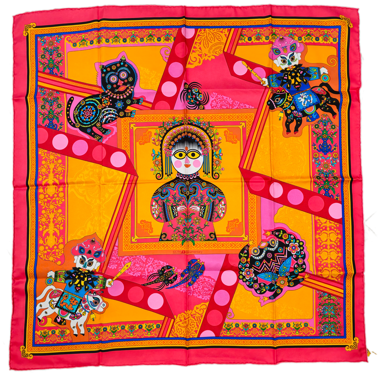 SILK SCARF WITH CHINESE MOTIFS.
