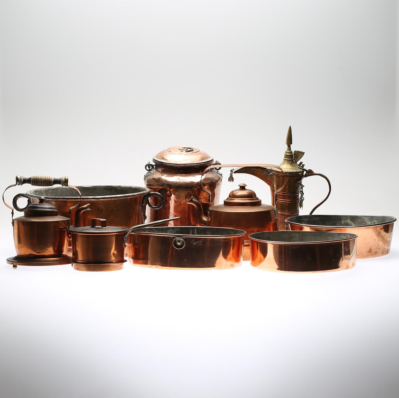 KOPPARFÖREMÅL, 9 st, bl a Skultuna, 1900-tal.