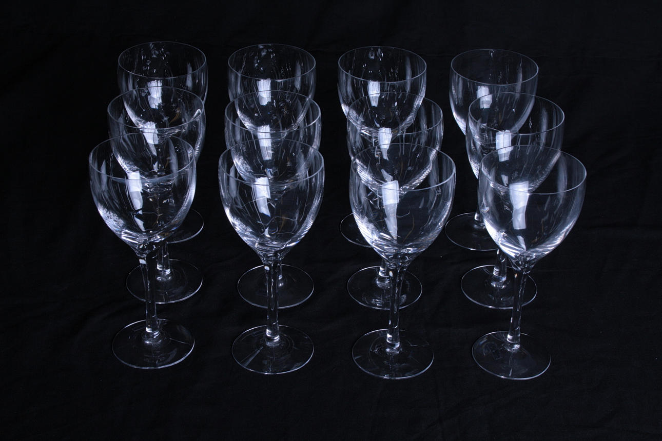 GLAS, 12st, Vitvinsglas"chateau" Kosta Boda.