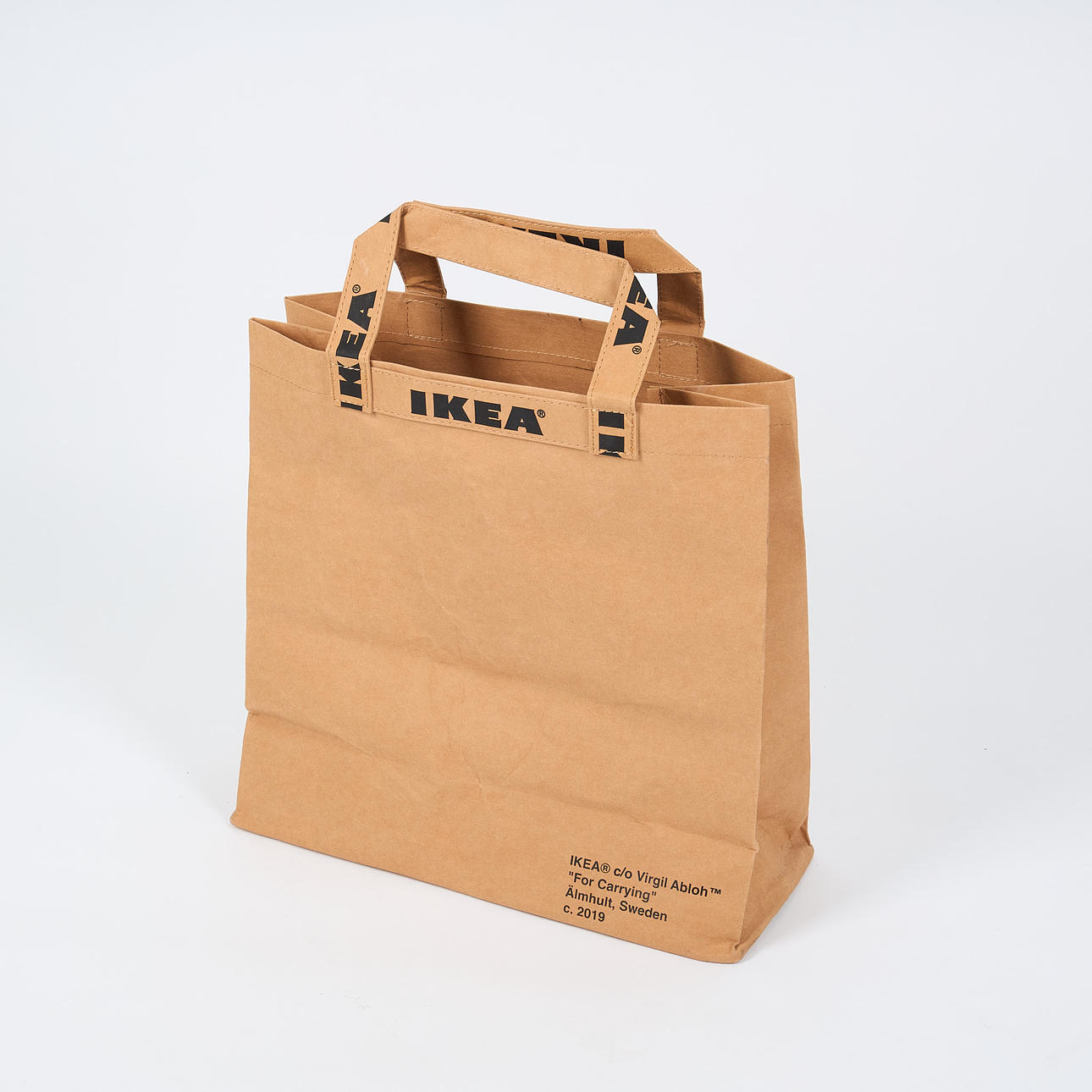 IKEA, in collaboration with Virgil Abloh, bag from the “Marked