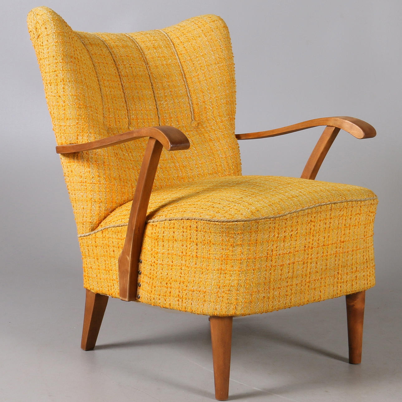 FÅTÖLJ, björkstomme, 1930/40-tal.