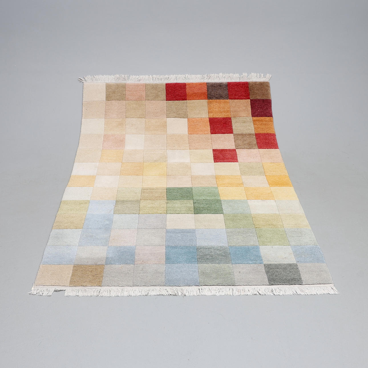 CARPET. Hand tufted wool, checkered pattern.