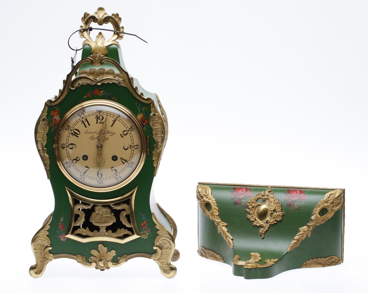 KONSOLUR MED KONSOL, rokokostil, 1900-tal, urtavlan märkt Evert Lundberg Linköping.