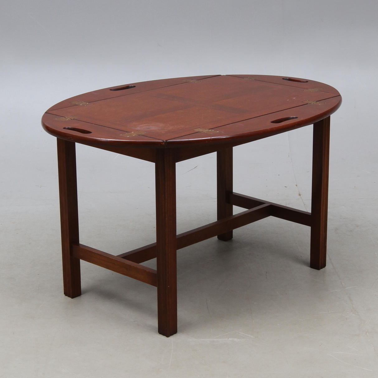 SOFFBORD, så kallat "Butlers Tray", 1900-tal.