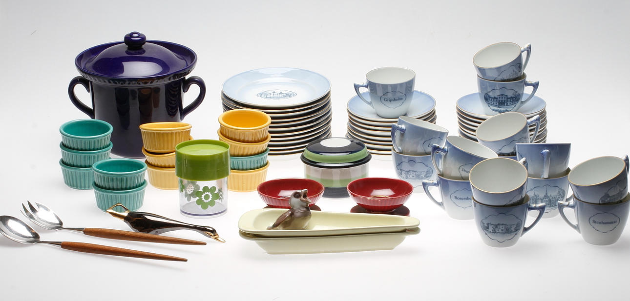 SERVISDELAR med mera, Bland annat Bing & Gröndahl, Gustavsberg, Bo Fajans, Rubin.