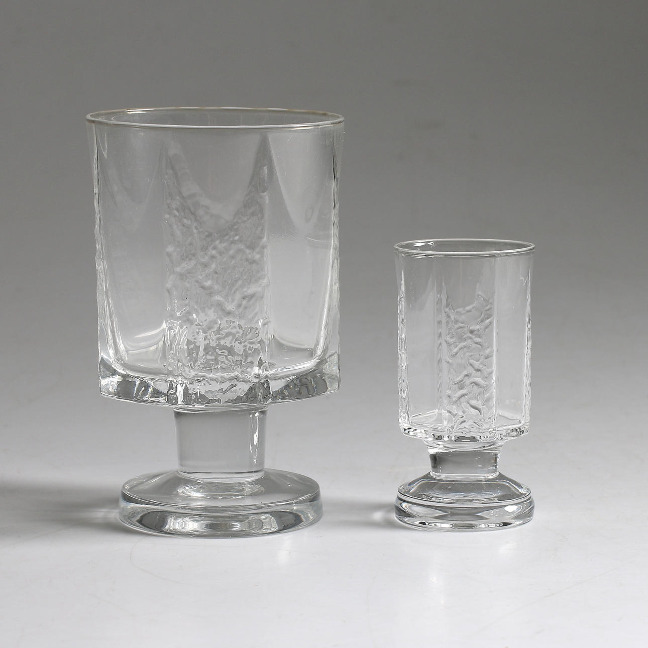 GLASSERVIS, 16 delar, "Kalinka", Timo Sarpaneva, Iittala, Finland, 1900-talets andra hälft.