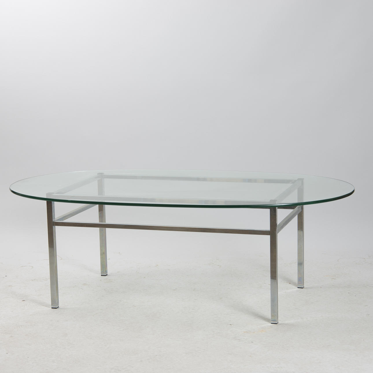 SOFFBORD, glasskiva med kromat underede, sent 1900-tal.