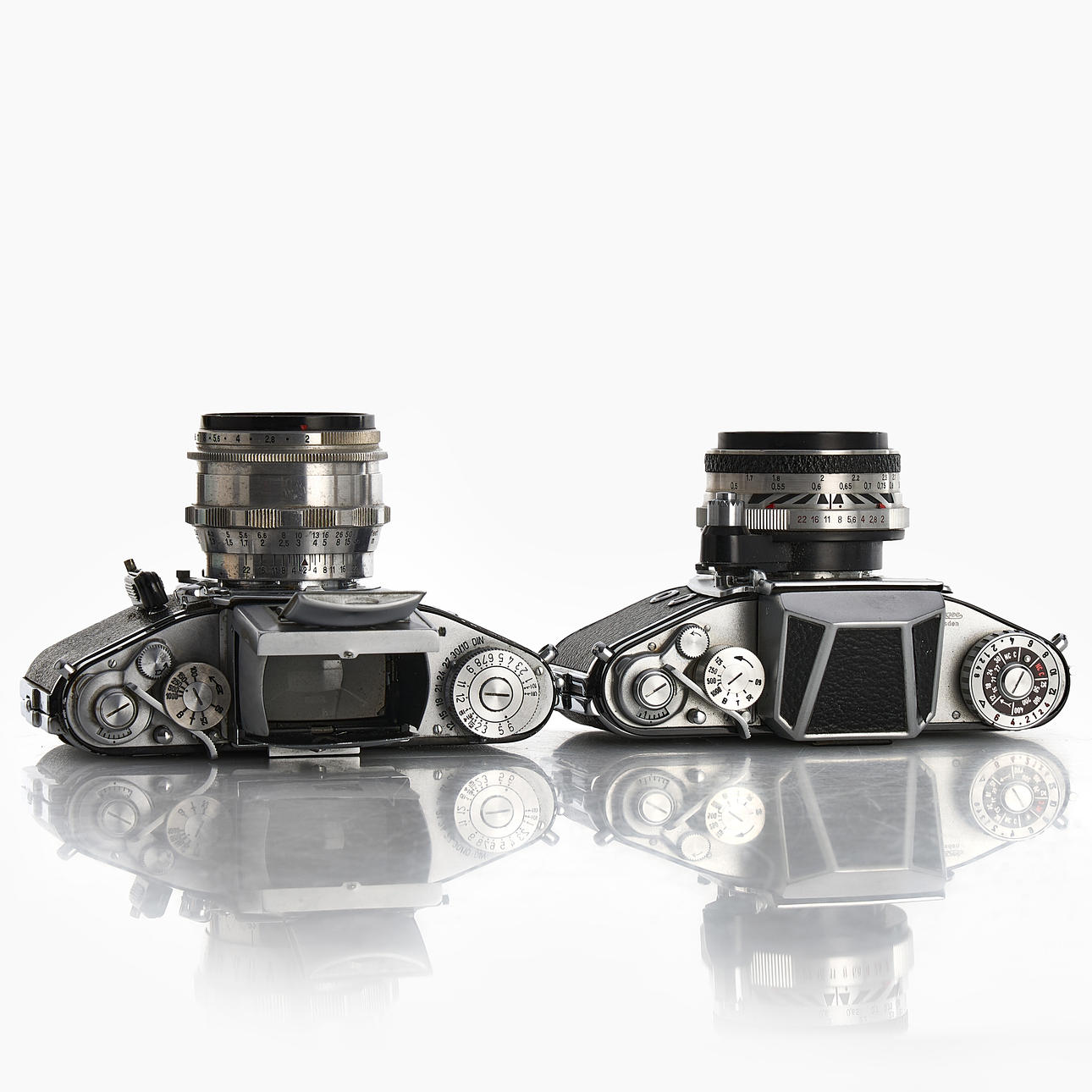 CAMERAS, 2 pcs, Exakta Varex resp. Varex IIb. Photo, Cameras