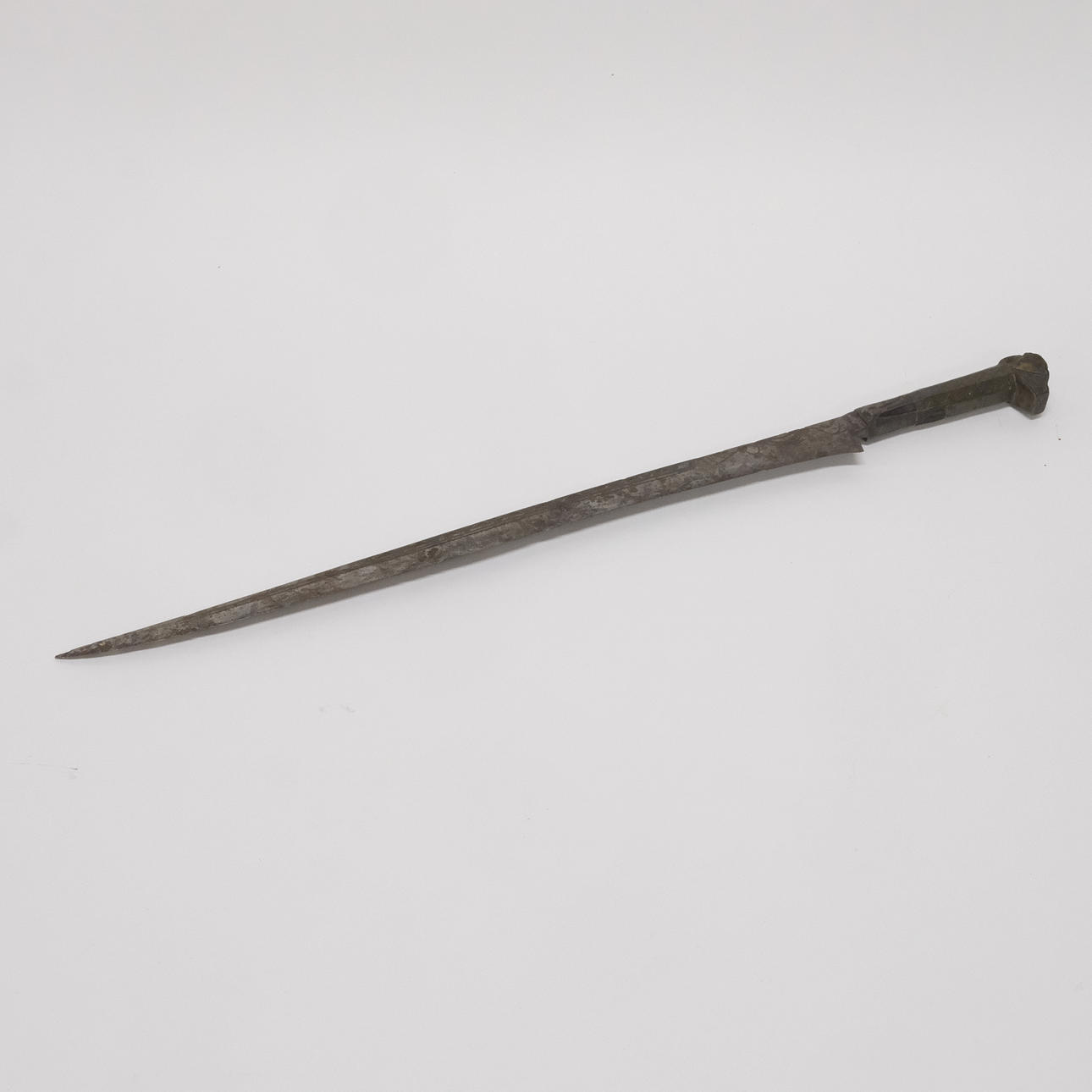 DAGGER CALLED FLYSSA OR AJENOUI. ALGERIA, 19TH CENTURY. Weapons ...