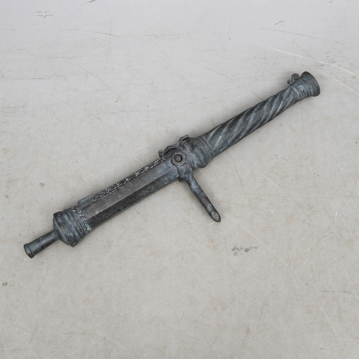 RELINGSKANON, brons, replik, Filippinerna, 1900-talets andra hälft.