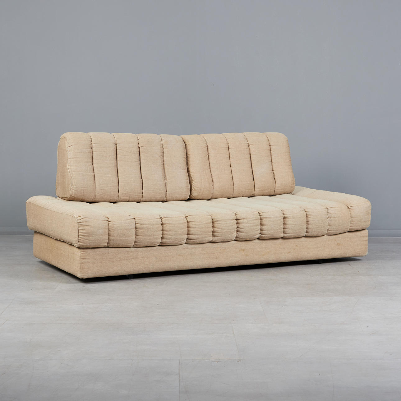 De Sede, sofa/daybed, model 'DS-85', linen, 1970s, Switzerland ...